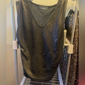 Garage holiday blouse